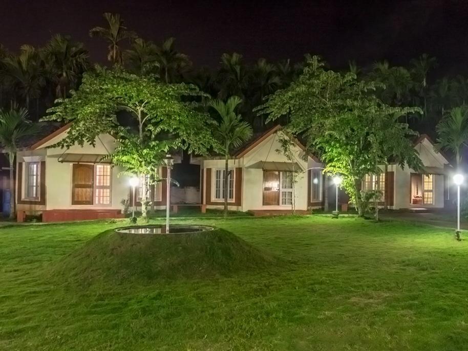 卡西塔酒店 Kushālnagar 外观 照片