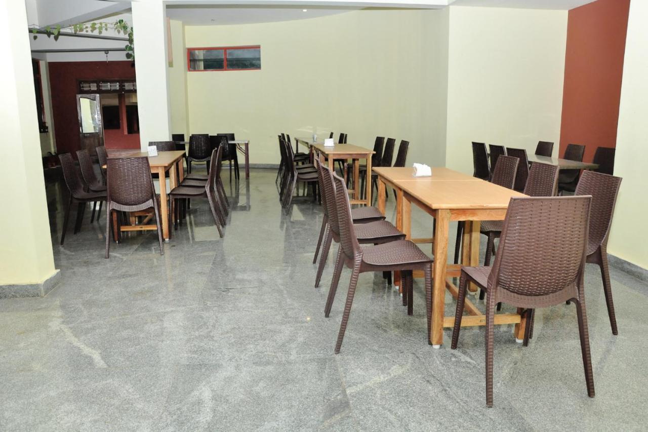 卡西塔酒店 Kushālnagar 外观 照片